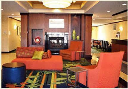 Fairfield Inn And Suites By Marriott Strasburg Shenandoah Valley Exterior photo